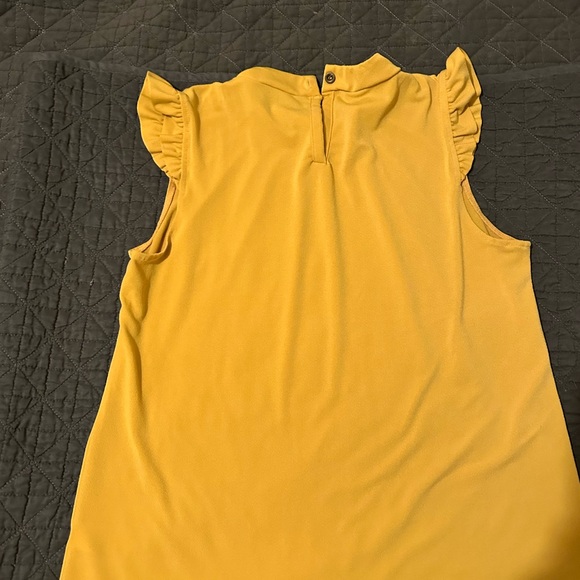 Sleeveless blouse - Picture 2 of 2